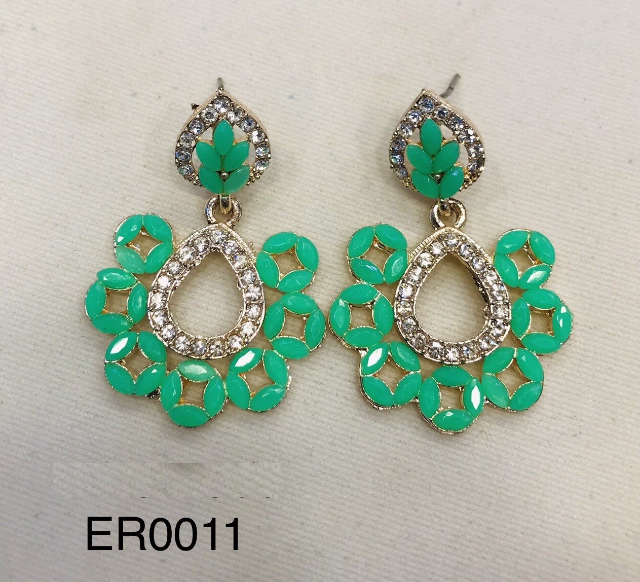/2022/12/earing-er-0011-green-image1.jpeg