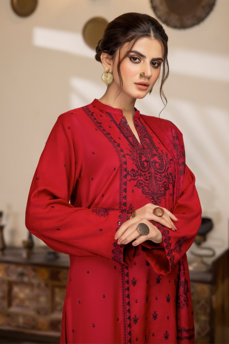 /2024/01/lsm-03-piece-unstitched-winter-exclusive-embroidered-lg-rm-0075-image2.jpeg